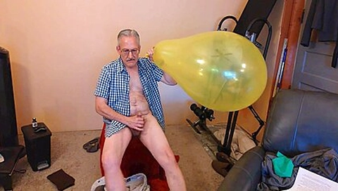 98) More Slow Q24 Balloon Inflation And Jerk Off Fun