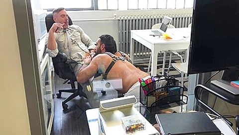 Gracious Man Teddy Bryce Likes Leather And Cocks