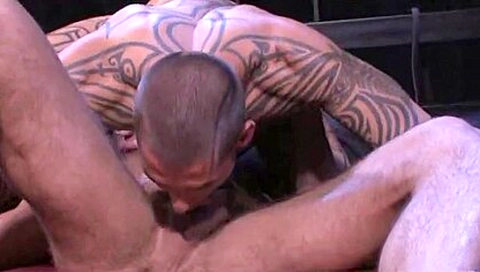 Spicy As Fuck Guys Are Revealing Their Hot Love On T