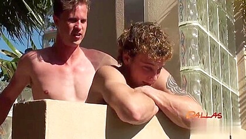 Dallas Reeves Barebacks Donny Forza At The Shower
