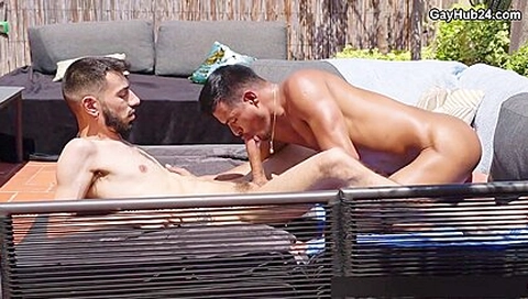Long, Thick, Perfectly Shaped And Fits Like A Glove Inside Valdos Greedy